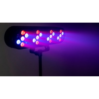 Party-Leuchte FUNLED 4 Strahler, mit Stativ und Fernbedienung